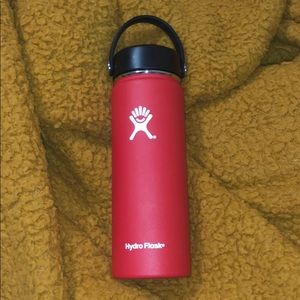 Red hydroflask